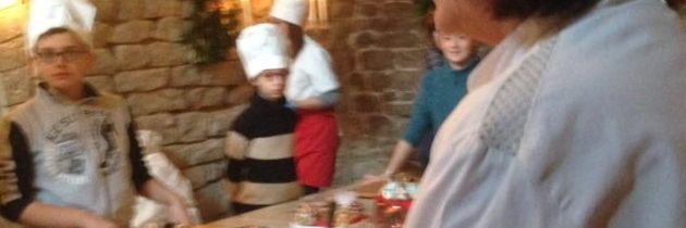 “Il dolce in una stanza” Al Natale di Assisi una biscotteria per piccoli pasticcioni