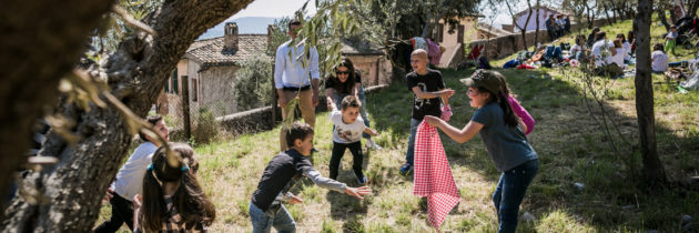 Il 21 e 22 aprile 2018 torna in Umbria “Pic & Nic a Trevi. Arte, musica e merende tra gli olivi”